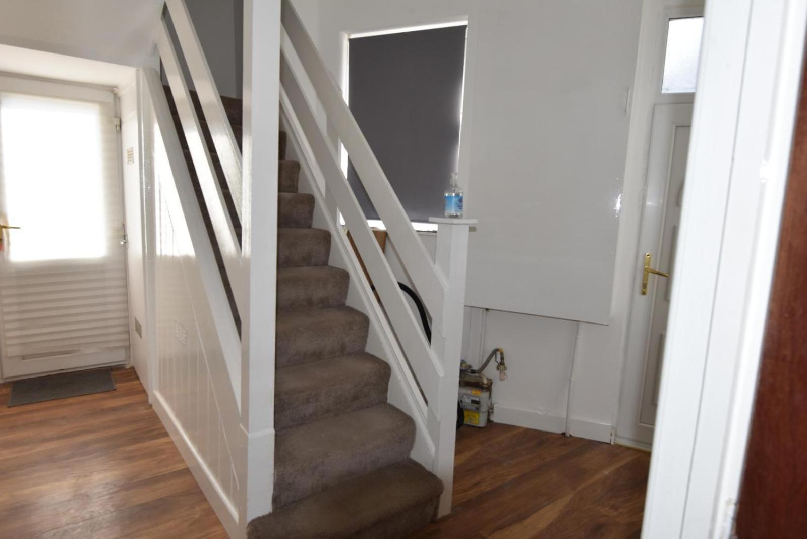 Come On In Lucas Street Newport Train Station Sleep Upto 8 Villa Dış mekan fotoğraf