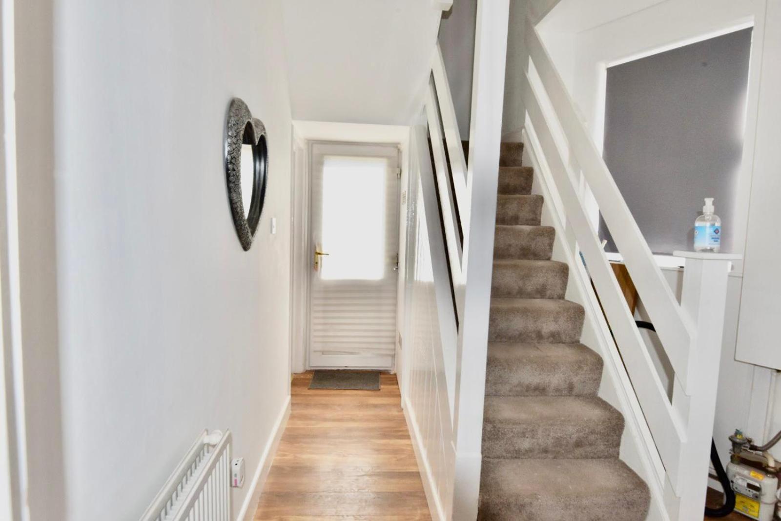 Come On In Lucas Street Newport Train Station Sleep Upto 8 Villa Dış mekan fotoğraf