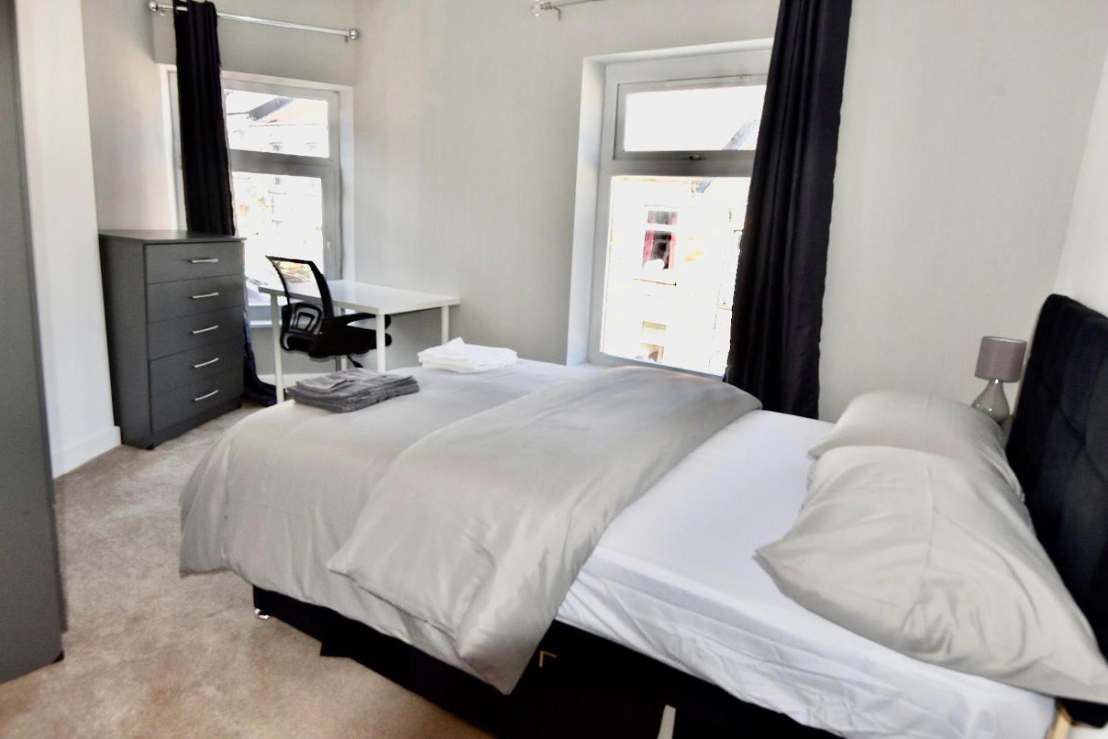 Come On In Lucas Street Newport Train Station Sleep Upto 8 Villa Oda fotoğraf
