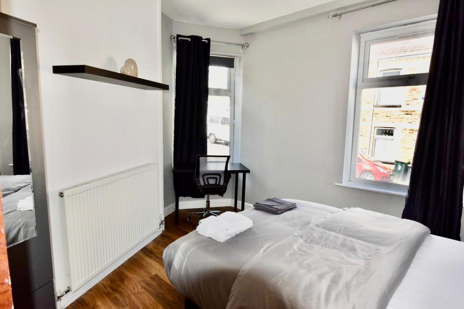 Come On In Lucas Street Newport Train Station Sleep Upto 8 Villa Oda fotoğraf